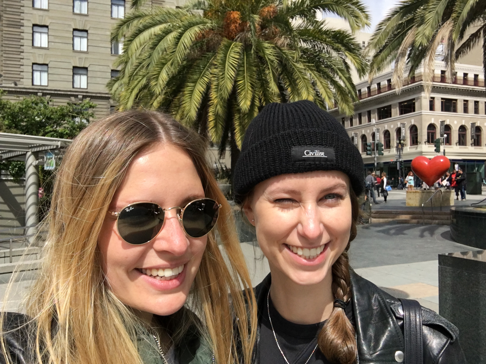 travelblogger-San-Francisco_Selfie-union-square